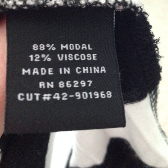 BCBGMAXAZRIA - Black & White Stripe Lightweight Layering Cardigan - Picture 3 of 3